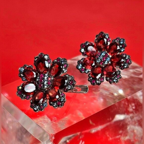 925 Sterling Silver flower Earrings with Natural Garnet, Sapphire, Ruby Gemstone - Picture 9 of 9